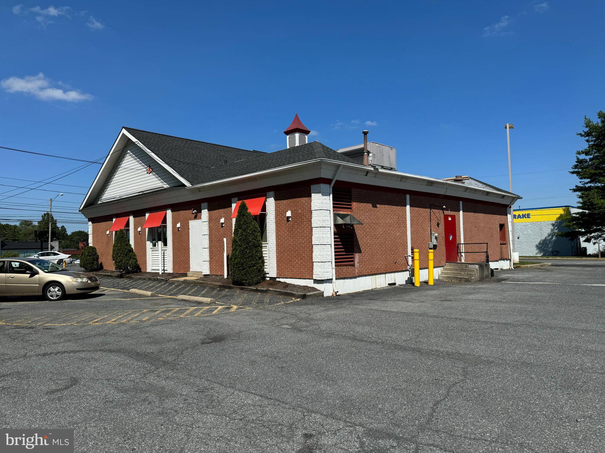 Lancaster, PA 17601,1521 OREGON PIKE