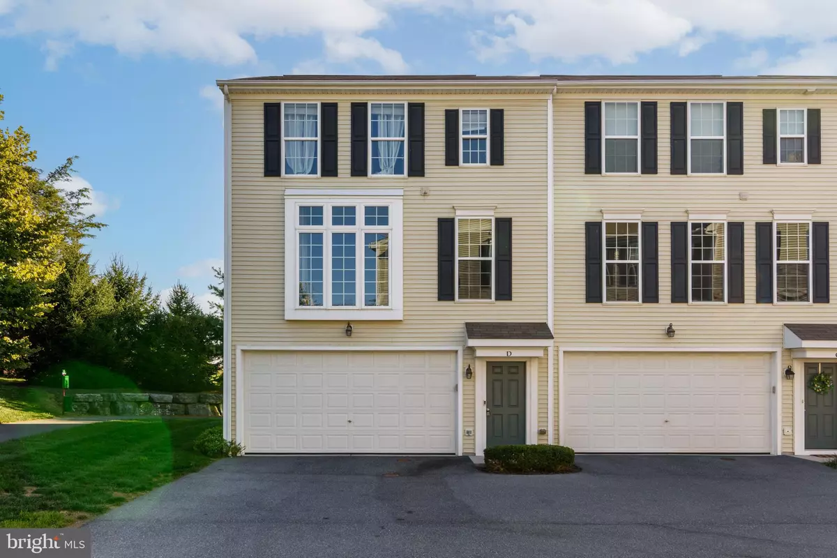 Mechanicsburg, PA 17055,3021 D MERIDIAN CMNS #D