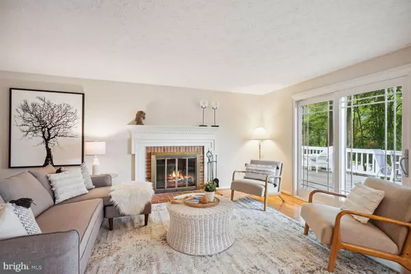 6311 FALLING BROOK DR Burke, VA 22015