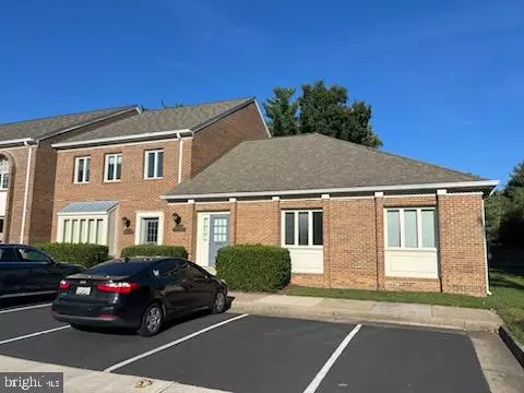 5415-D BACKLICK RD #15, Springfield, VA 22151