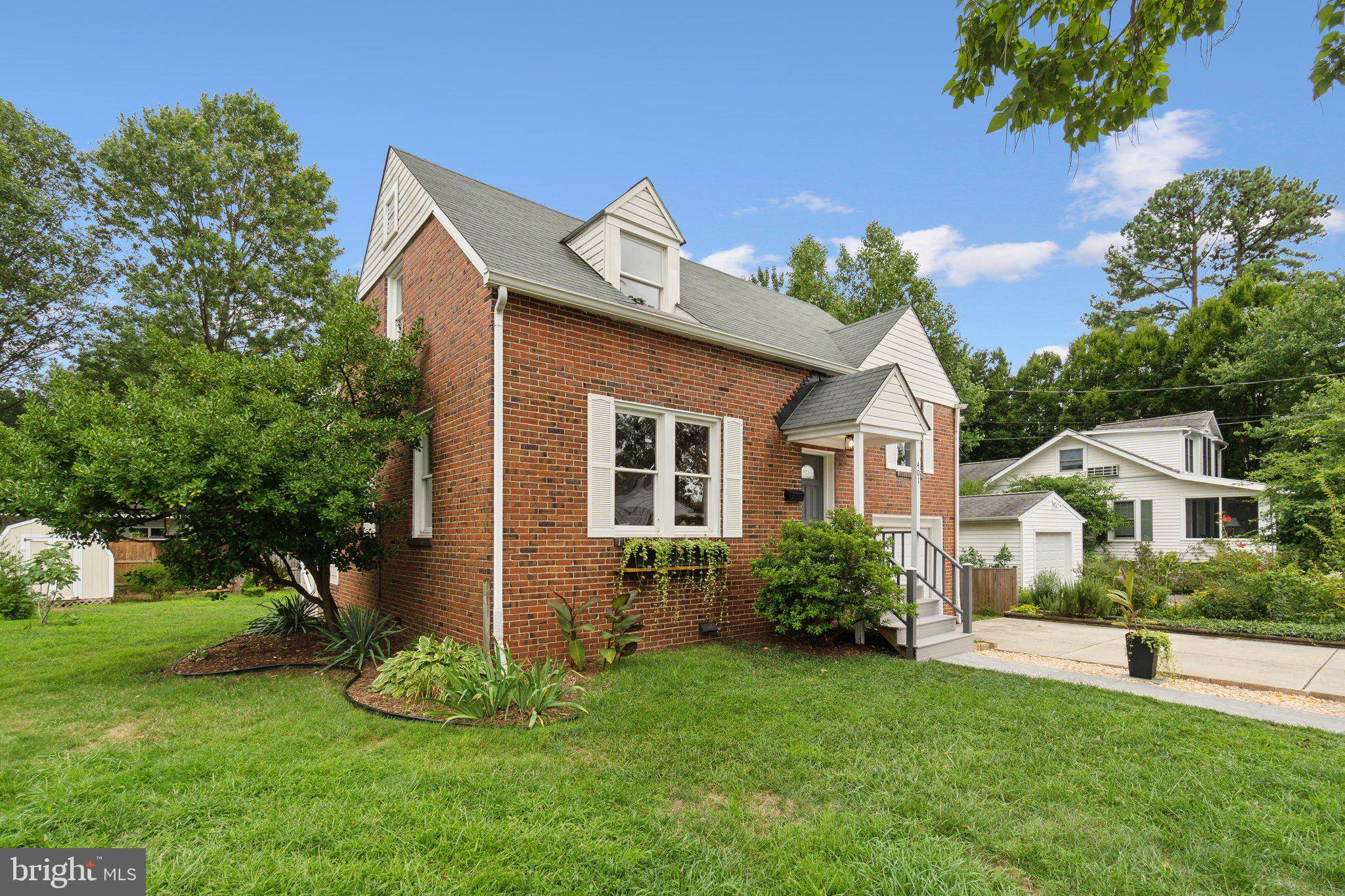 401 S BARTON ST, Arlington, VA 22204
