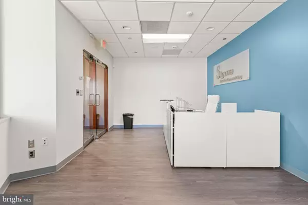 Mclean, VA 22107,7918 JONES BRANCH