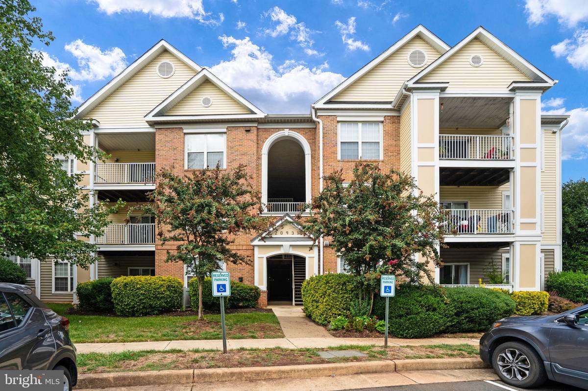 Ashburn, VA 20147,20931 CEDARPOST SQ #103