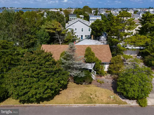 Long Beach Township, NJ 08008,60 W HOLLY DR