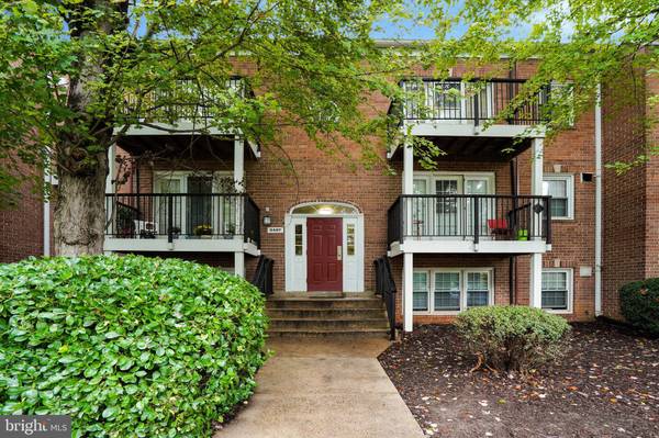 9487 FAIRFAX BLVD #303, Fairfax, VA 22031