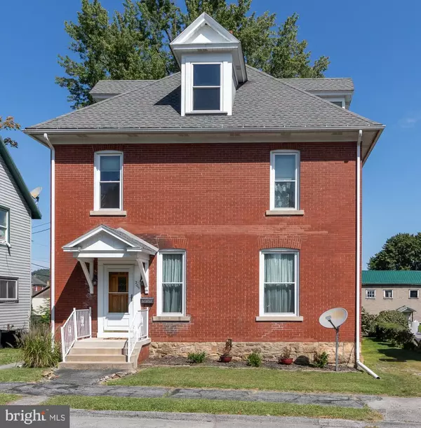 209 CLEARFIELD ST, Clearfield, PA 16830