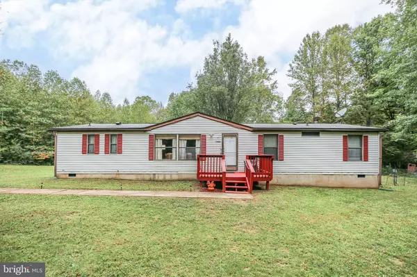 7946 CAMP TOWN RD, Spotsylvania, VA 22551