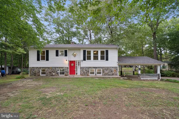 232 CHRYSTAL RD, Colonial Beach, VA 22443