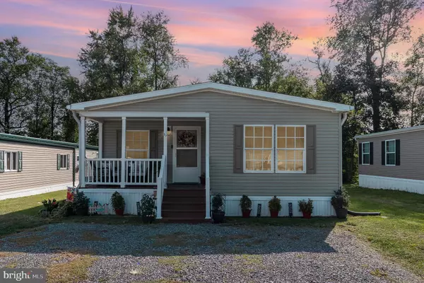 52 N ELMER AVE, Halifax, PA 17032