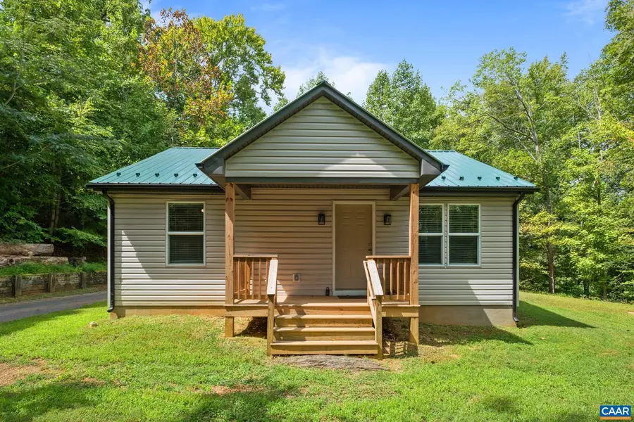 29 HORSESHOE MOUNTAIN RD, Roseland, VA 22967