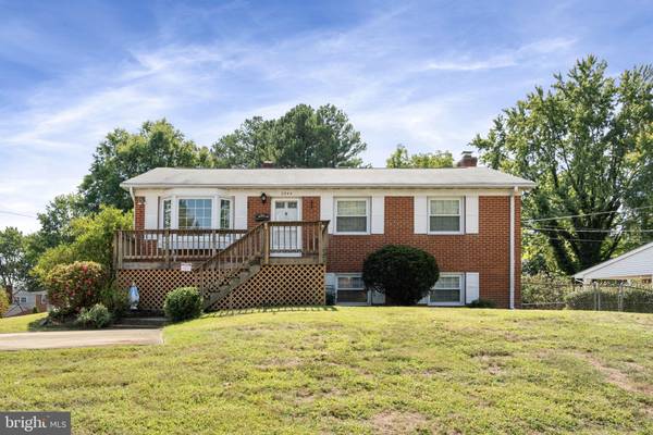 2344 W LONGVIEW DR, Woodbridge, VA 22191