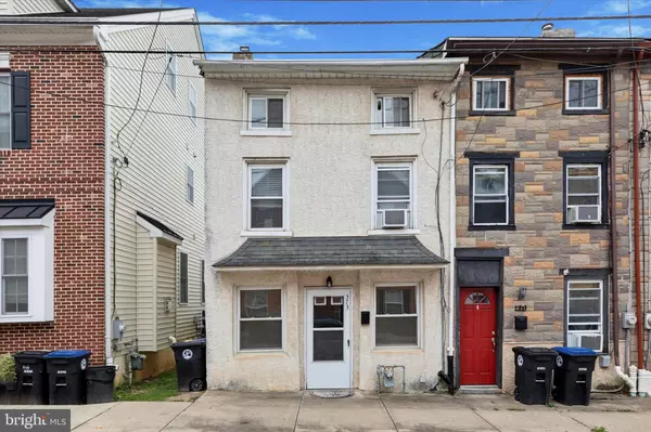 Conshohocken, PA 19428,373 E HECTOR ST