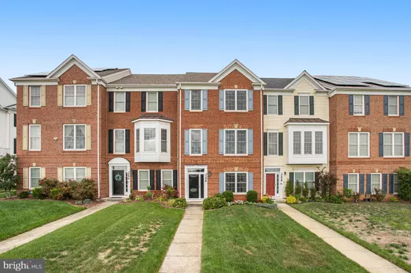 3256 ROBERT CLIFTON WEAVER WAY NE, Washington, DC 20018