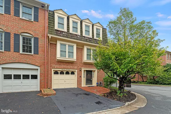 5117 HERITAGE LN,  Alexandria,  VA 22311