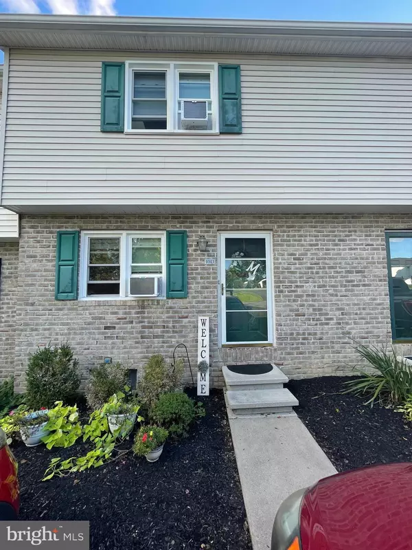 10 TAYLOR DR #D, Reedsville, PA 17084