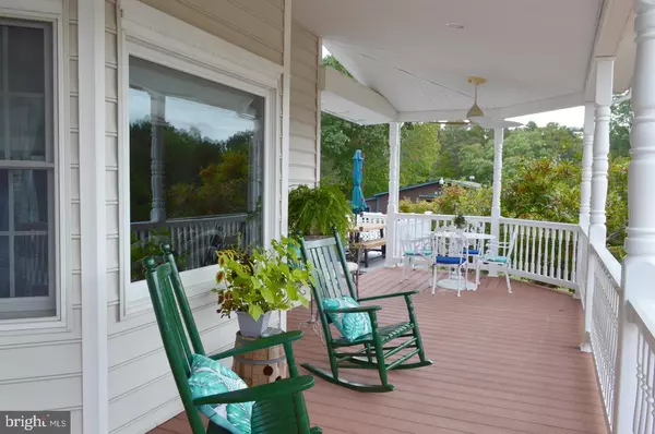Cream Ridge, NJ 08514,23 MEIRS RD