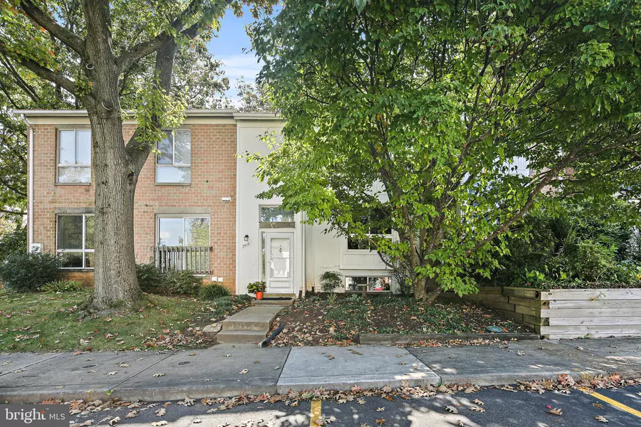 7416 SWEET CLOVER, Columbia, MD 21045