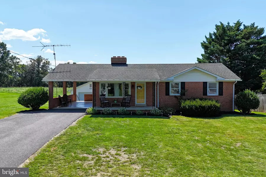 164 RESERVOIR AVE, Luray, VA 22835