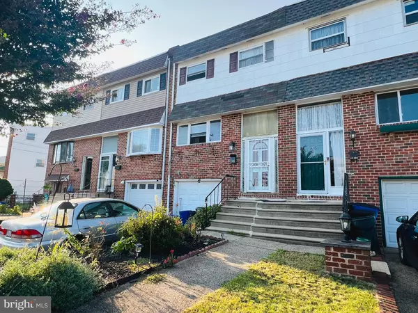 12204 BARBARY RD, Philadelphia, PA 19154