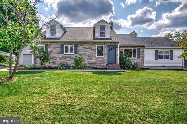 42 MAPLE ST, Gettysburg, PA 17325