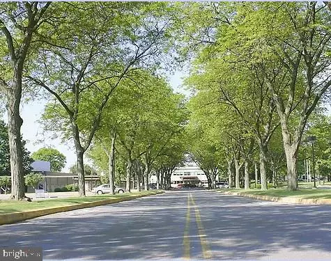 Lancaster, PA 17601,1000 NEW HOLLAND AVE #B12, STE A,C,D,E