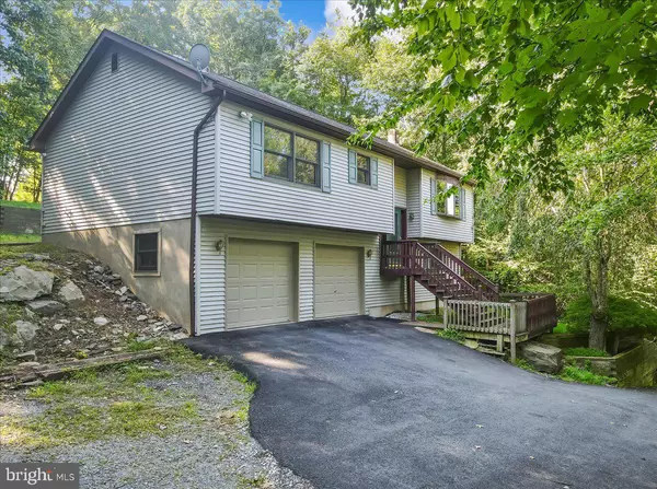 152 FABER CIR, Tannersville, PA 18372