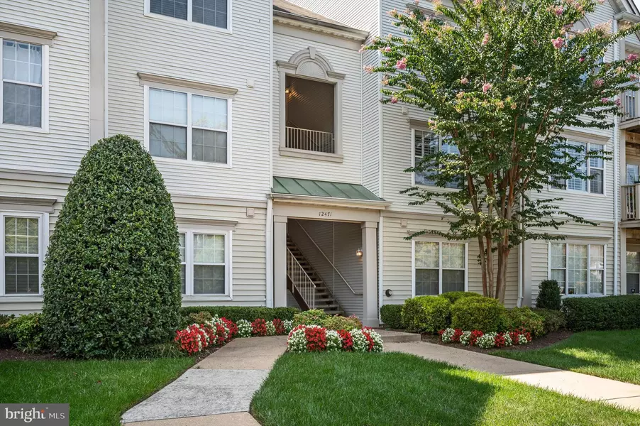 12471 HAYES CT #102, Fairfax, VA 22033