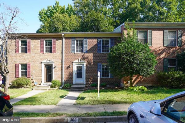 Springfield, VA 22152,6493 OHARA CT