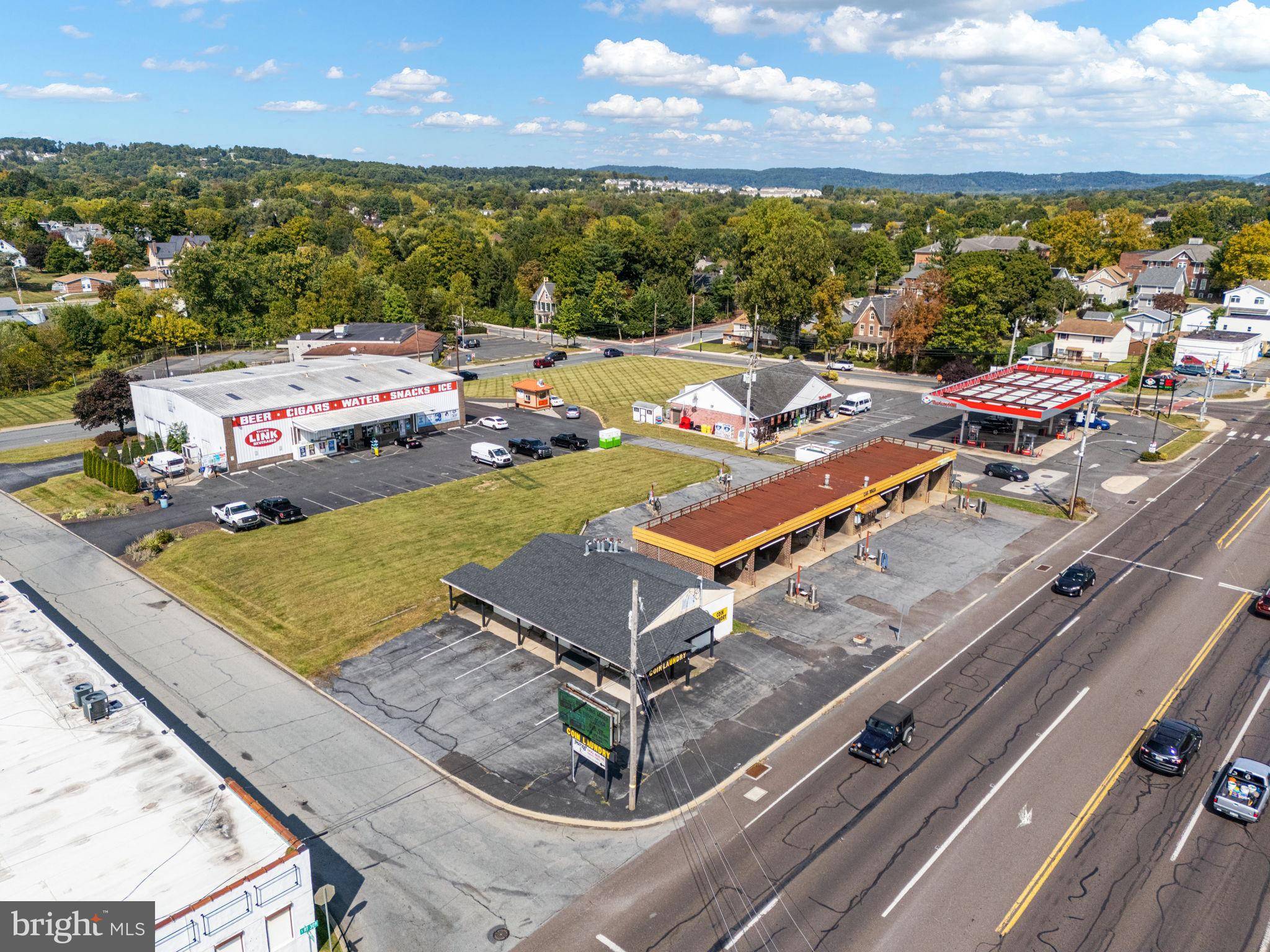 Coopersburg, PA 18036,124 S S 3RD ST