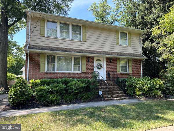 16 MYRTLE AVE, Merchantville, NJ 08109