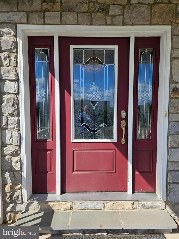 Bellefonte, PA 16823,196 JEFFERSON CIR