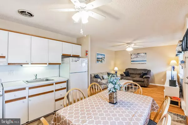 Ocean City, NJ 08226,819-27 PLYMOUTH PLACE #18