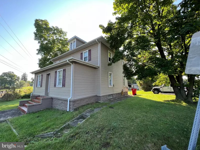 100 WALNUT BOTTOM RD, Shippensburg, PA 17257