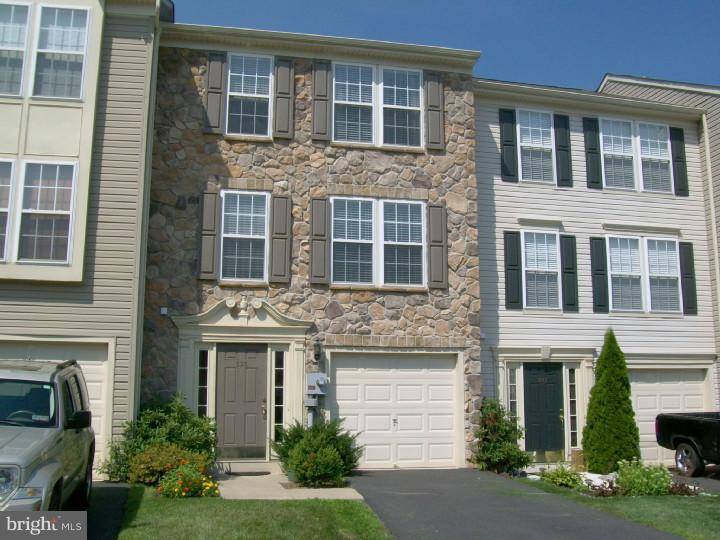 525 WESTFIELD CT, Quakertown, PA 18951