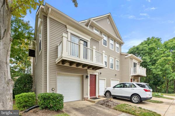 Ashburn, VA 20147,20375 BIRCHMERE TER #48A