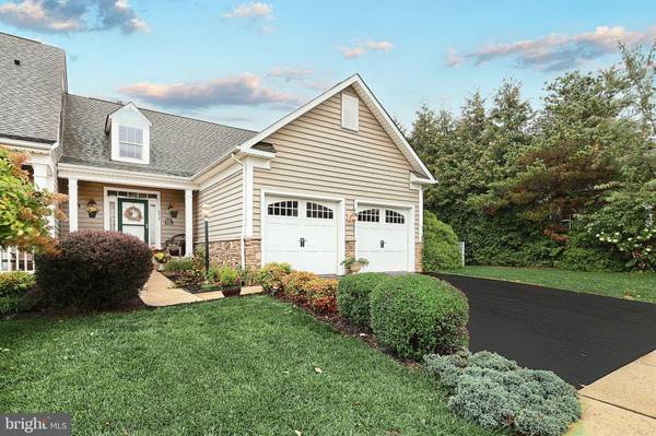 Seven Valleys, PA 17360,852 COUGAR POINTE CIR