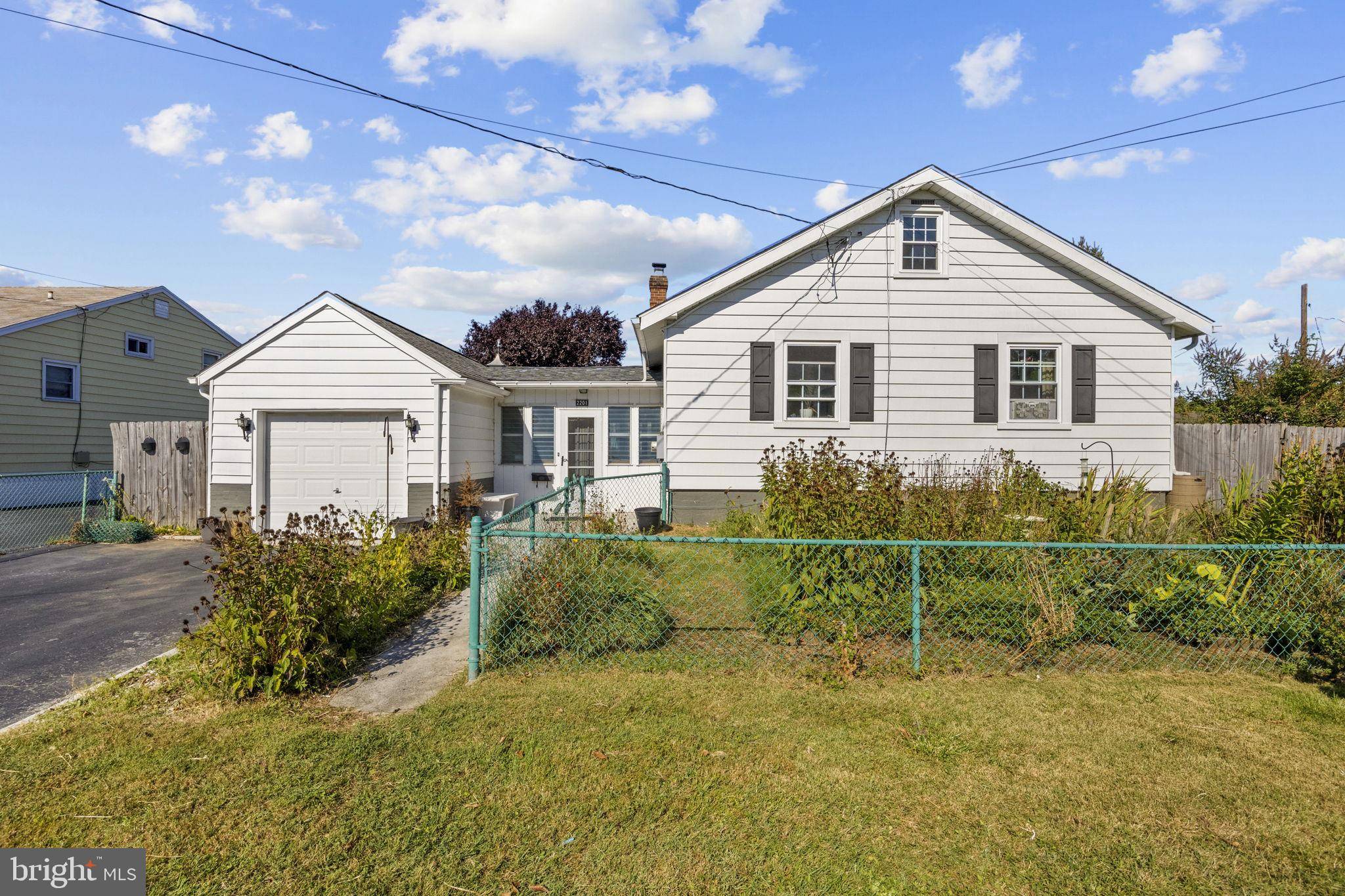 2201 REDWOOD, Upper Chichester, PA 19061