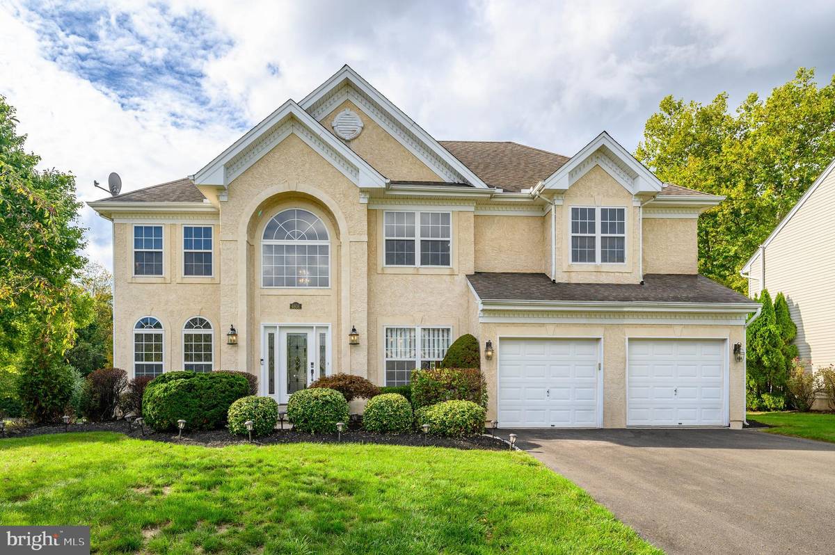 Doylestown, PA 18902,4808 GREEN HEATHER CT