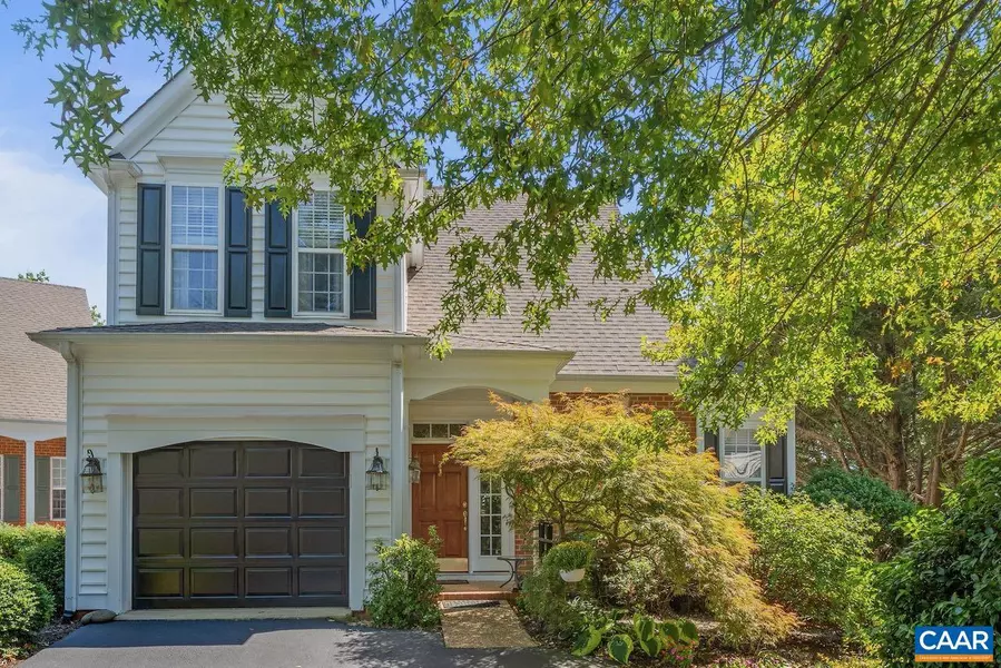 1102 COURTYARD DR, Charlottesville, VA 22903