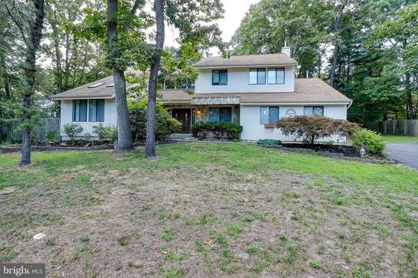 4 BEXLEY CT, Voorhees, NJ 08043