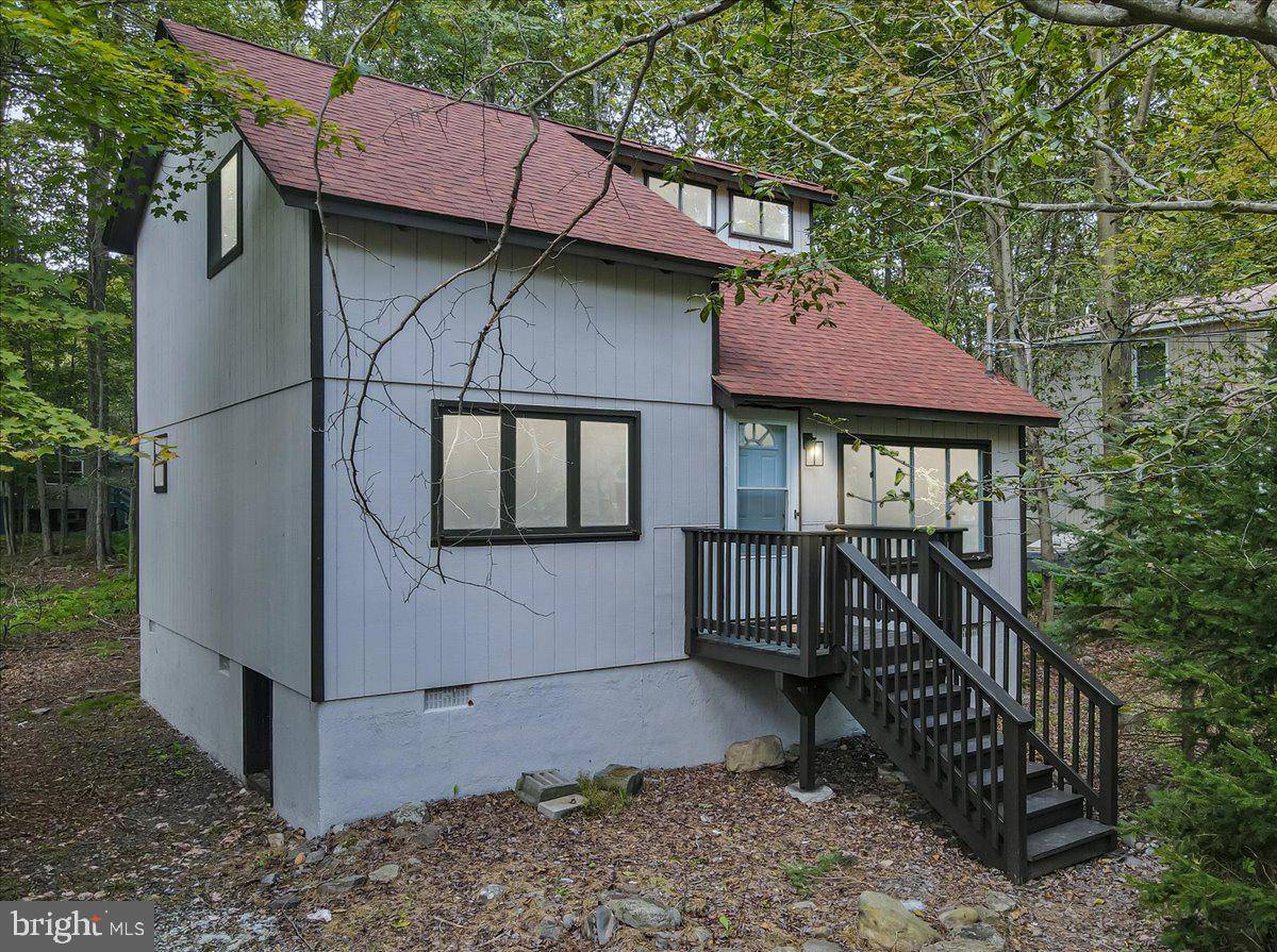 Pocono Lake, PA 18347,223 WYALUSING DR
