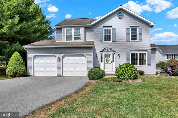 5 TULPEHOCKEN CT, Womelsdorf, PA 19567