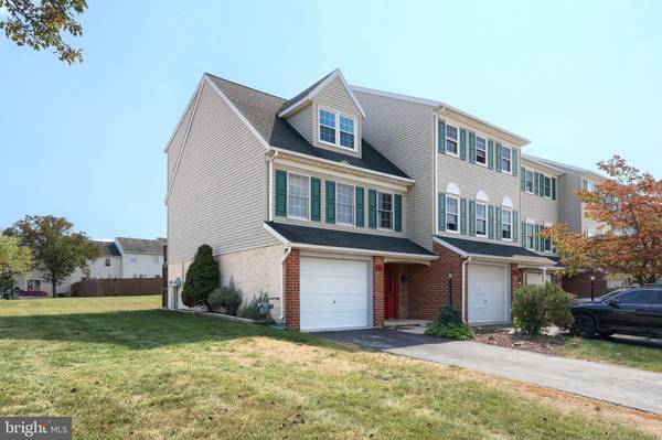 York, PA 17404,805 ROBIN HILL CIR