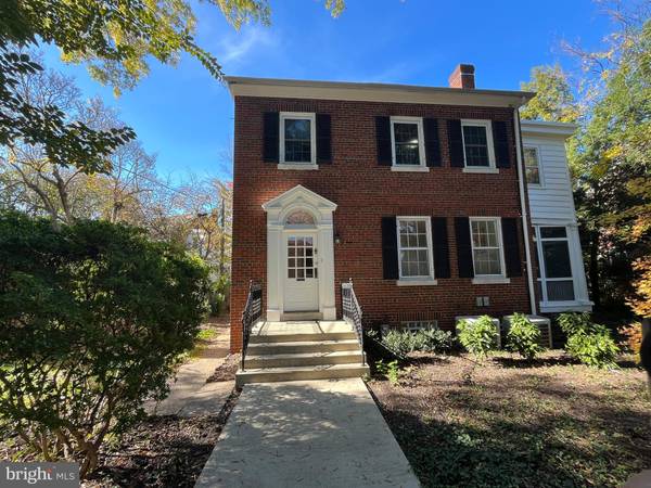 5316 RENO RD NW, Washington, DC 20015