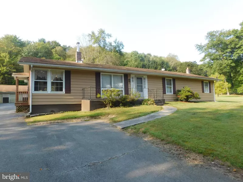 386 HOFFMAN ROAD, Mcclure, PA 17841