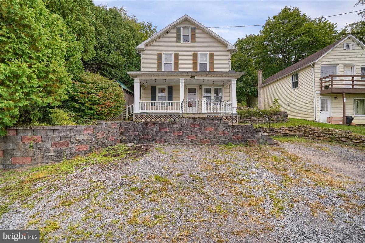 Milesburg, PA 16853,107 LIMESTONE STREET