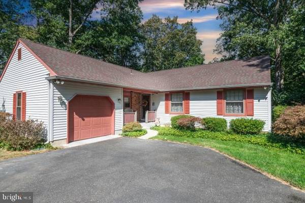 7 WEBSTER CT, Sicklerville, NJ 08081