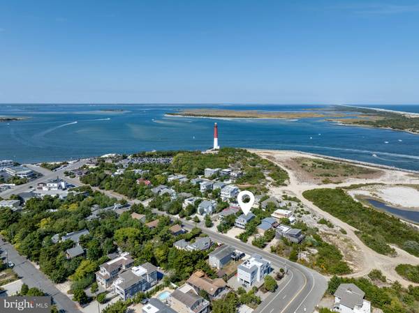 Barnegat Light, NJ 08006,5 W 4TH ST