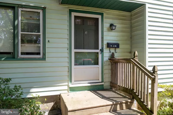 Beverly, NJ 08010,606 WHEATLEY AVE
