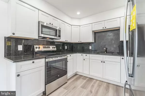 Levittown, PA 19055,49 JEWEL LN